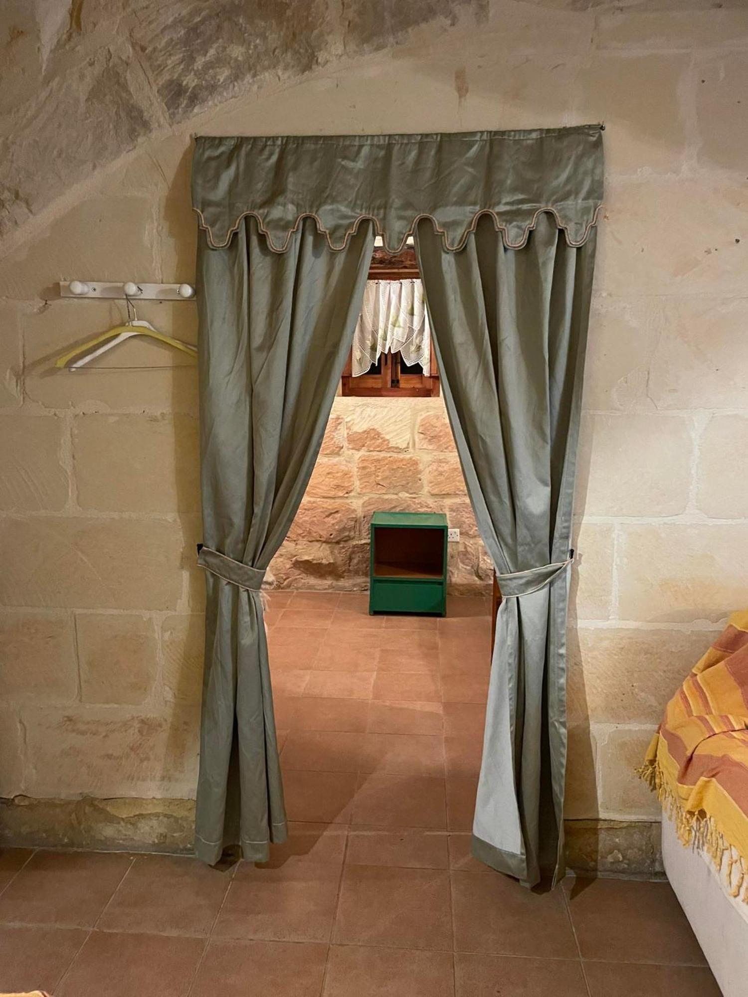 400Yr Farmhouse In Xaghra Gozo - Separate Rooms المظهر الخارجي الصورة