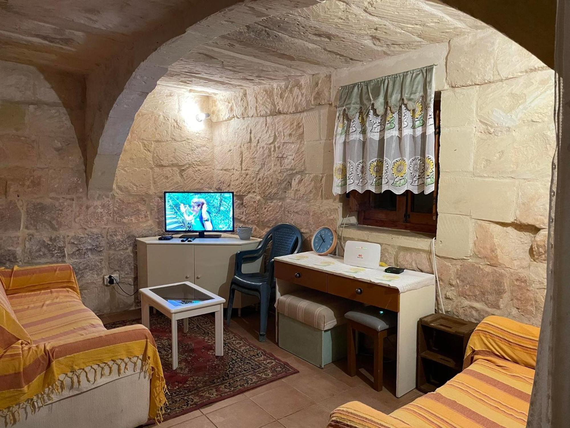 400Yr Farmhouse In Xaghra Gozo - Separate Rooms المظهر الخارجي الصورة